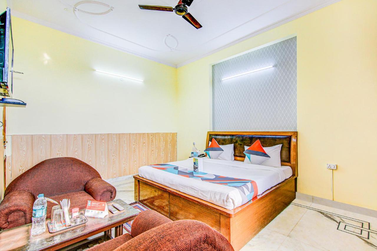 Hotel Fabexpress Royal Ashray Noida Esterno foto