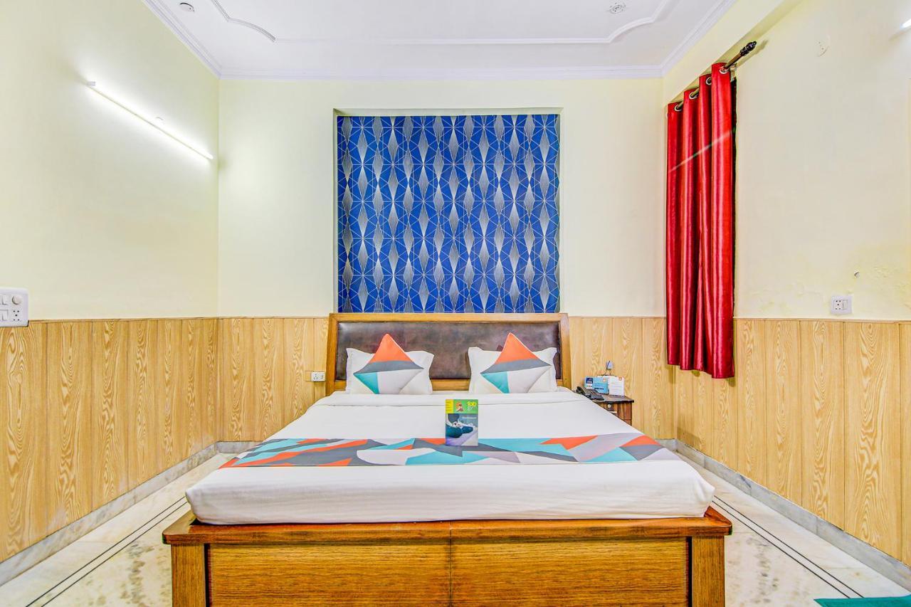 Hotel Fabexpress Royal Ashray Noida Esterno foto